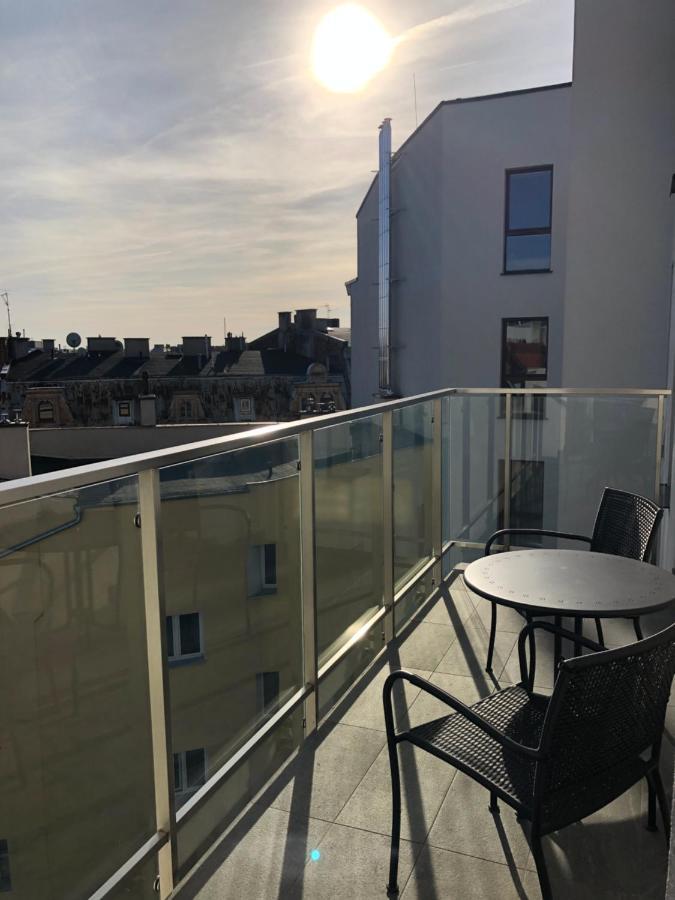 Rent Like Home - Krysiewicza 3 Poznań Eksteriør billede